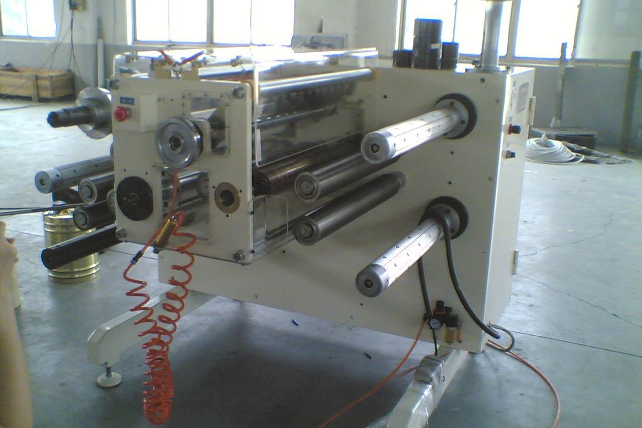 小型贴合分切复卷机